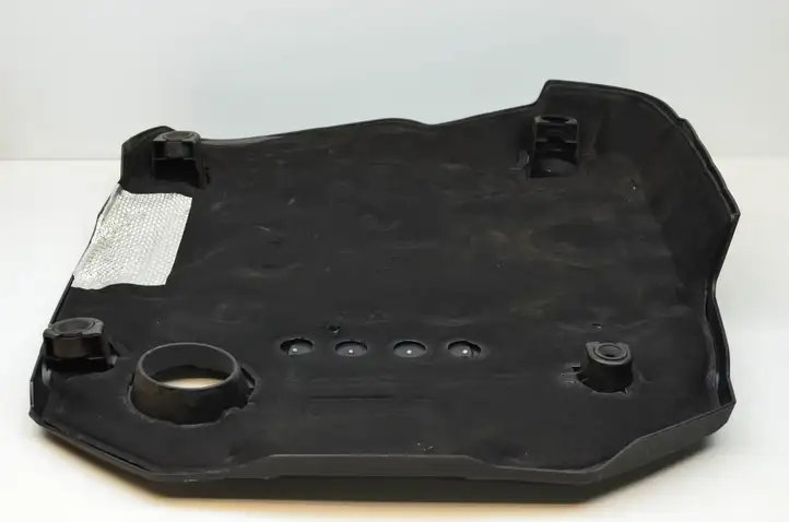 Audi A4 S4 B8 8K (2011 - 2015) 04L103925D Крышка двигателя декоративная — фото 11