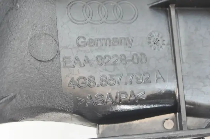 Audi A6 C7 (2014 - 2018) 4G8857792A Прочие детали салона — фото 5