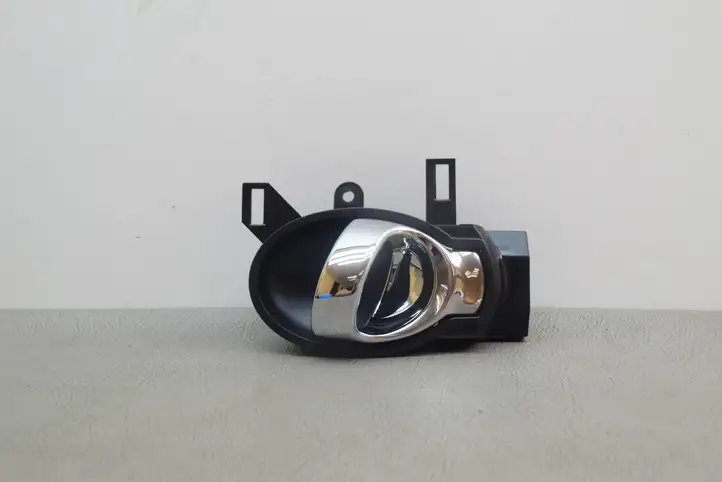 Nissan Juke I F15 (2010 - 2018) 80671BA61A Внутренняя ручка двери — фото 1