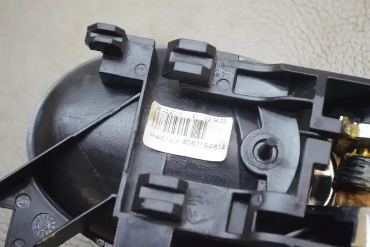 Nissan Juke I F15 (2010 - 2018) 80671BA61A Внутренняя ручка двери — фото 9