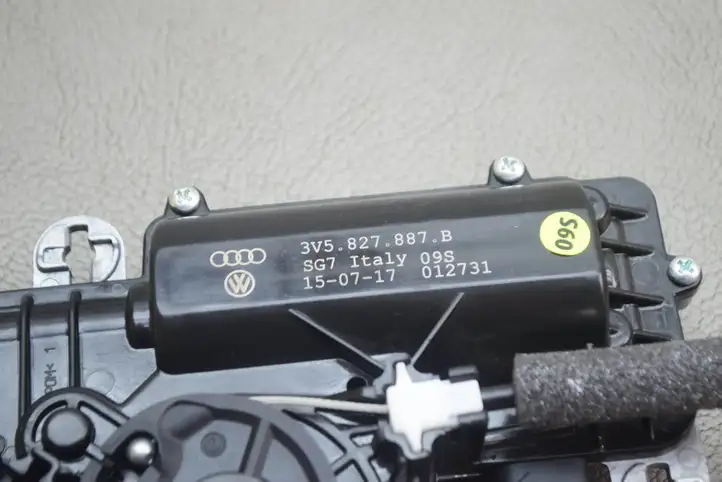 Audi A4 S4 B9 (2015 - 2019) 3V5827887B Доводчик крышки багажника — фото 3