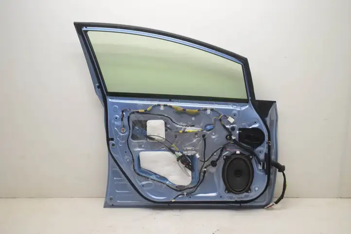 Toyota Prius (XW30) (2009 - 2015) Дверь — фото 6