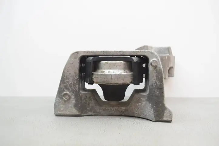 Nissan Juke I F15 (2010 - 2018) 112111KA0AHR Опора двигателя — фото 2