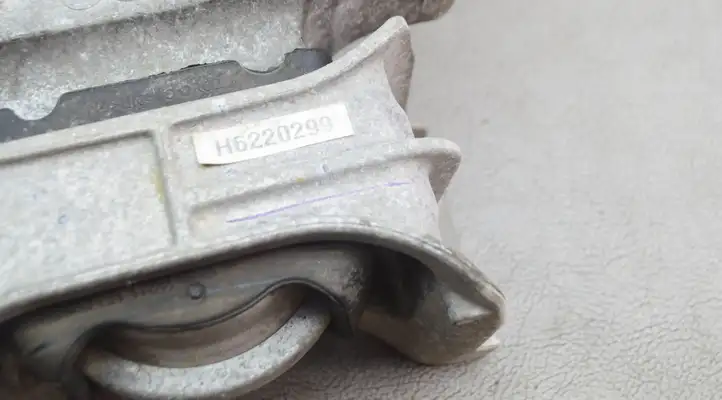 Nissan Juke I F15 (2010 - 2018) 112111KA0AHR Опора двигателя — фото 9