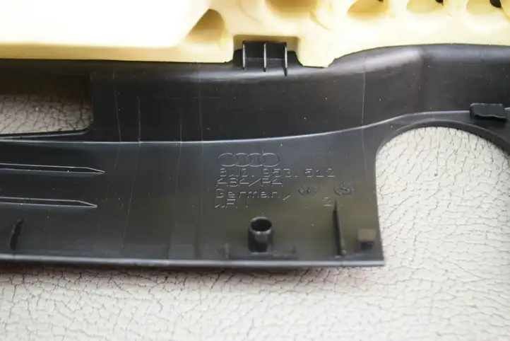 Audi A4 S4 B9 (2015 - 2019) 8W0953512 Обшивка рулевой колонки — фото 3