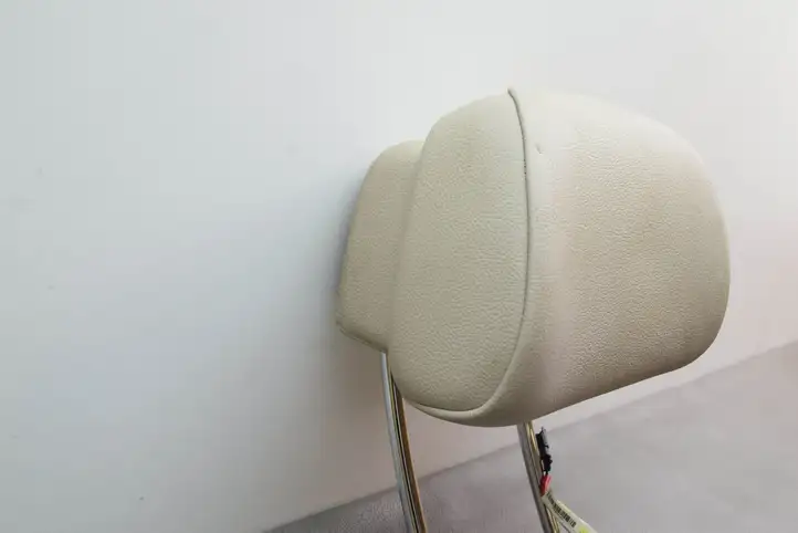 BMW X5 E70 (2006 - 2013) 915035107 Подголовник переднего сиденья — фото 2
