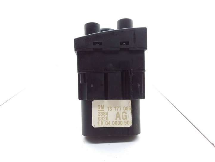 Opel Vectra (2002 - 2005)  25354403 Включатель фонарей