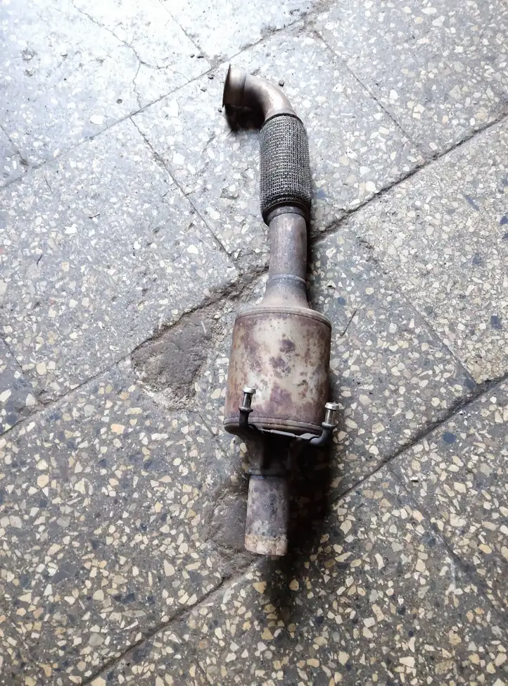 Volkswagen Transporter - Caravelle T5 (2003 - 2009) 2D0178EA Катализатор / DPF / FAP — фото 2