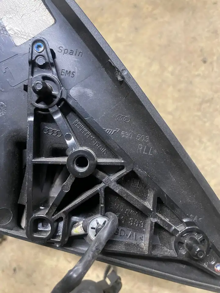 Audi Q3 8U (2011 - 2014) 8U0857535D Боковое зеркало с электроприводом — фото 4