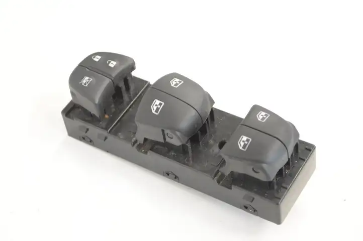 Nissan Qashqai (2010 - 2013) Кнопка стеклоподъемников — фото 1