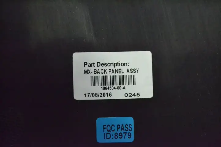 Tesla Model S (2016 - 2021) 106450400A Прочие детали салона — фото 5