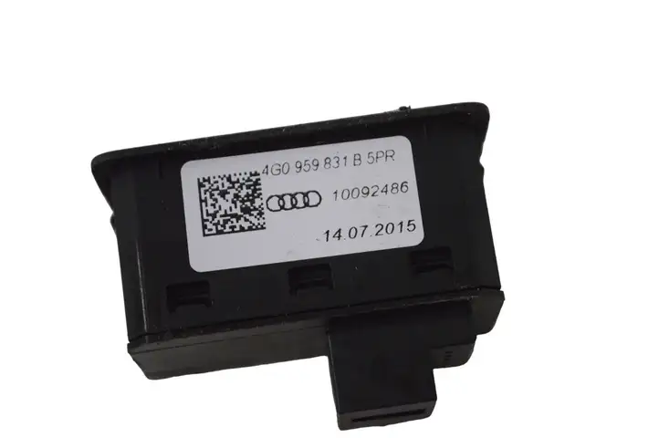 Audi A8 S8 D4 4H (2013 - 2017) 4G0959831B Кнопка закрытия багажника — фото 4
