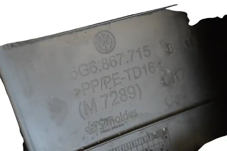 Volkswagen Golf VII (2013 - 2019) 5G6867715B Обшивка багажника — фото 5