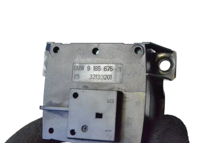 BMW 6 F12 F13 (2010 - 2018) 9185675 Кнопка закрытия багажника — фото 5