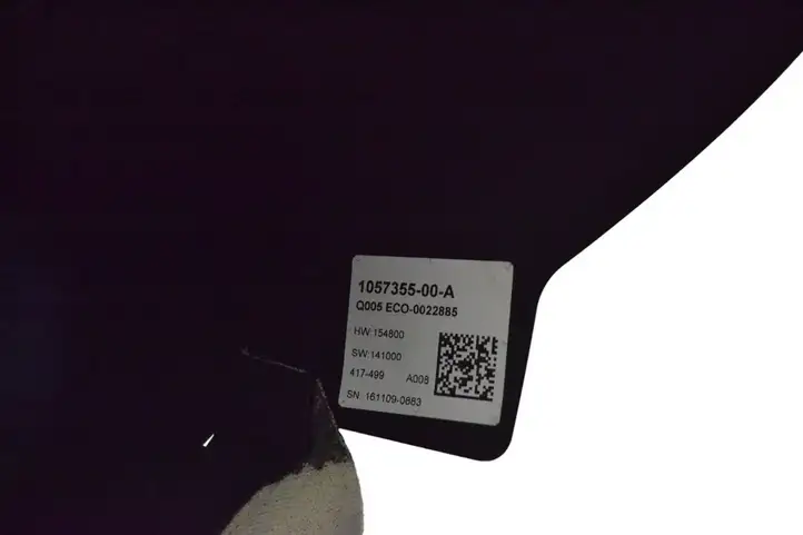 Tesla Model S (2016 - 2021) 105735500A Обшивка рулевой колонки — фото 5