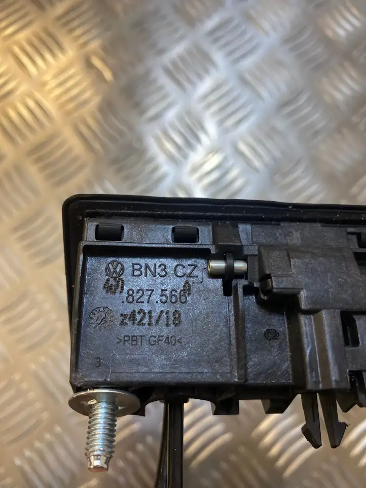 Audi A6 C7 (2014 - 2018) 4G0827566A Ручка багажника с камерой — фото 5