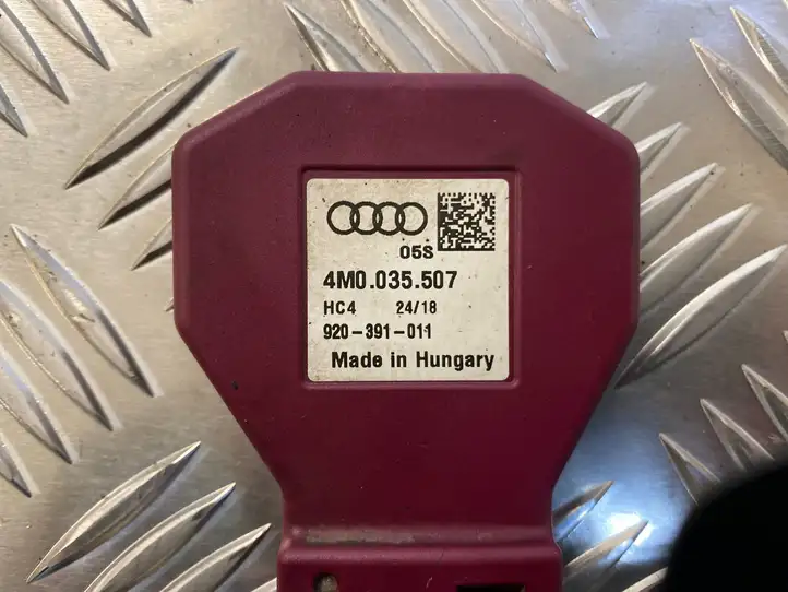 Audi A6 C7 (2014 - 2018) 4M0035507 Антенна Bluetooth — фото 4