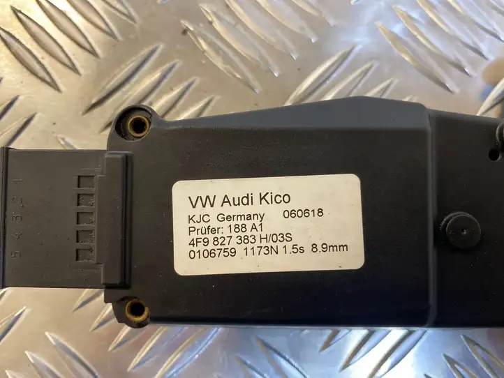 Audi A6 C7 (2014 - 2018) 4F9827383H Доводчик крышки багажника — фото 5