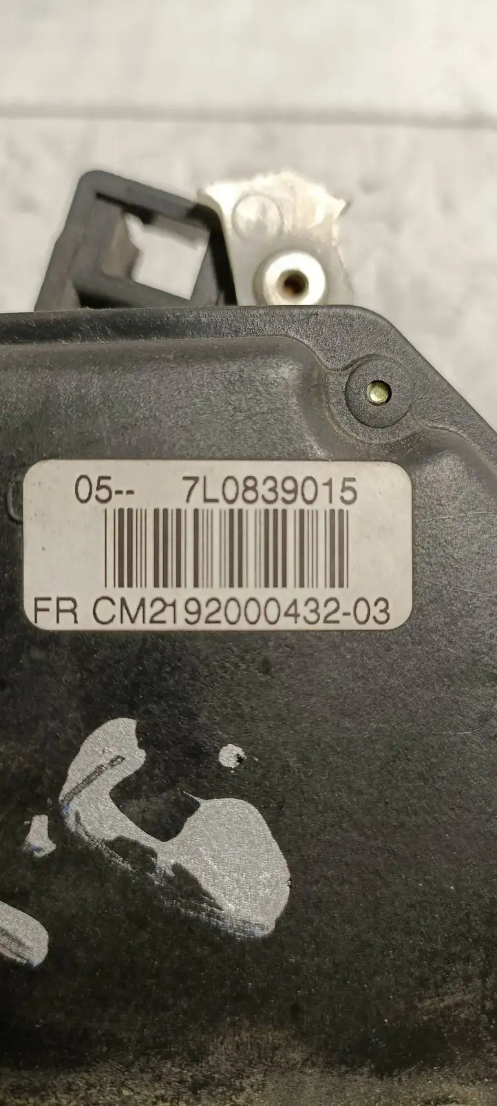 Volkswagen Golf V (2003 - 2009) 7L0839015 Замок задней двери — фото 5