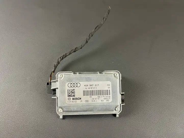 Audi A8 S8 D4 4H (2010 - 2014) 4H0907217A Камера в лобовом стекле — фото 3