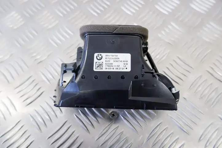BMW X1 F48 F49 (2015 - 2022) 9292740 Боковой воздушный дефлектор — фото 3