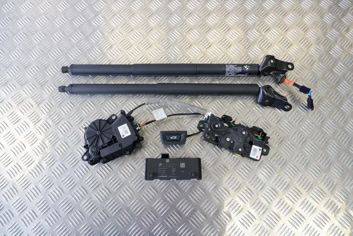 BMW X1 F48 F49 (2015 - 2022) 7481807 Гидравлика крышки багажника — фото 1