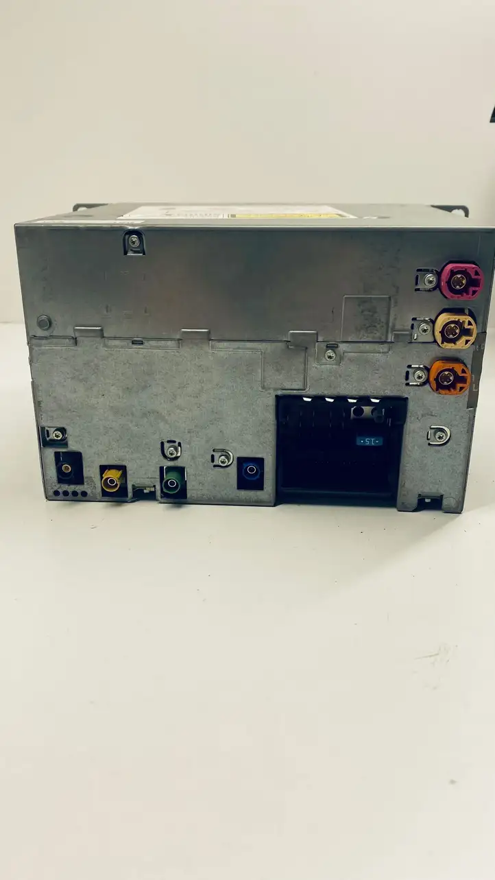 BMW 5 F10 F11 (2009 - 2016) 9257009 Магнитола / мультимедийная система — фото 5