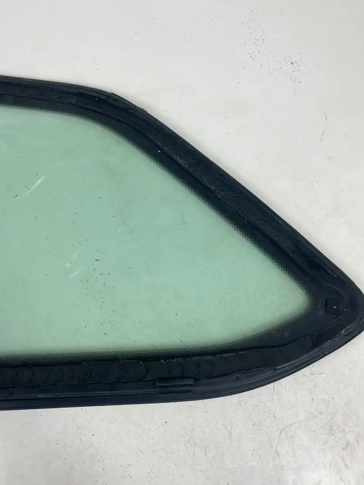 Seat Leon (5F) (2012 - 2019) 5F9845042 Заднее боковое стекло — фото 7