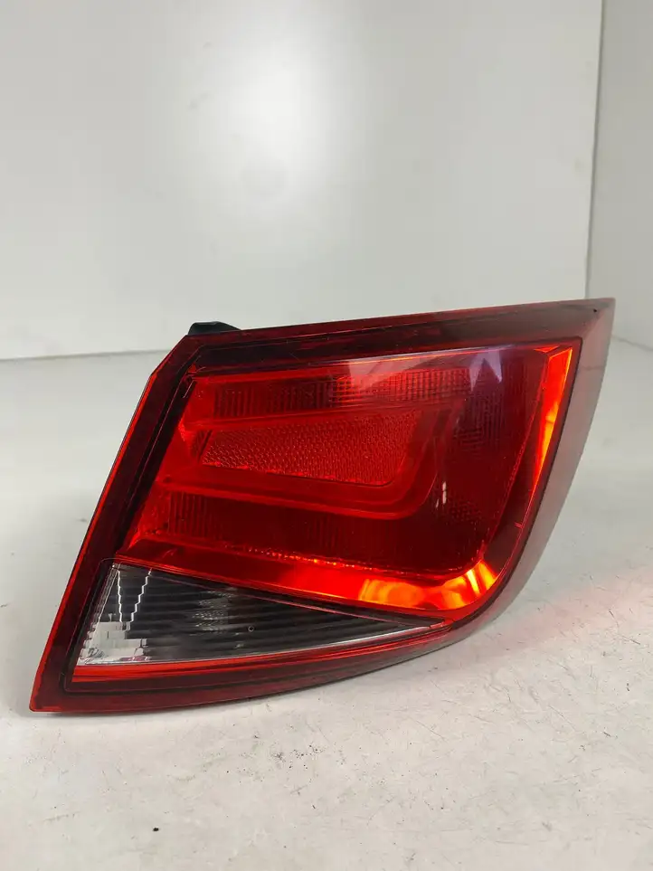 Seat Leon (5F) (2012 - 2019) 5F9945096 Задний фонарь в кузове — фото 1