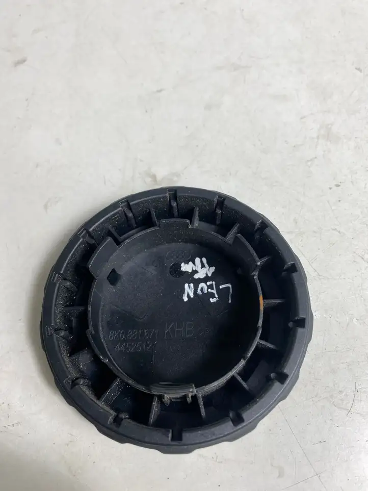 Seat Leon (5F) (2012 - 2019) 8K0881671 Ручка регулировки сиденья — фото 2