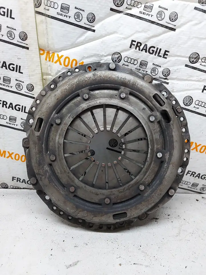 Volkswagen PASSAT B6 (2005 - 2010) 201878001558 Комплект сцепления — фото 8