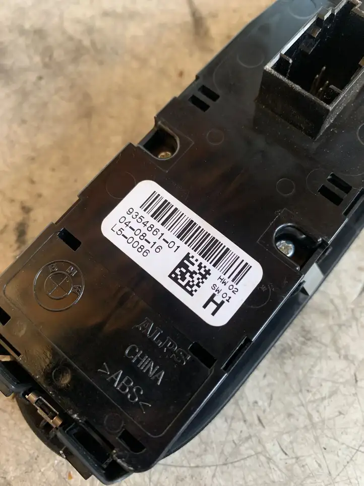 Mini One Cooper R56 (2012 - 2020) 935486101 Кнопка стеклоподъемников — фото 4