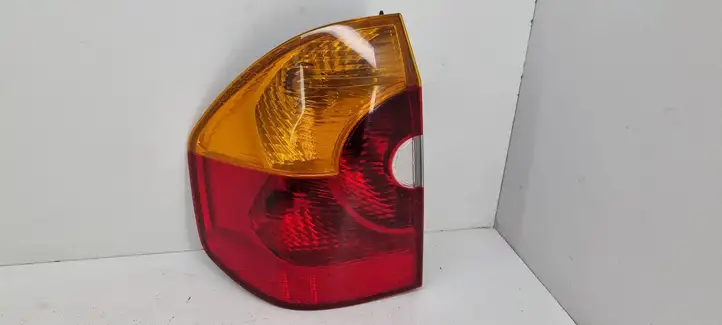 BMW X3 E83 (2003 - 2010) 63216990167 Задний фонарь в кузове — фото 1