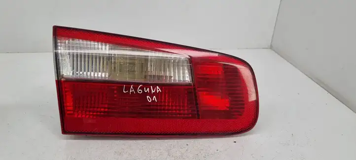 Renault Laguna II (2001 - 2005) 820000275 Задний фонарь в крышке багажника — фото 1