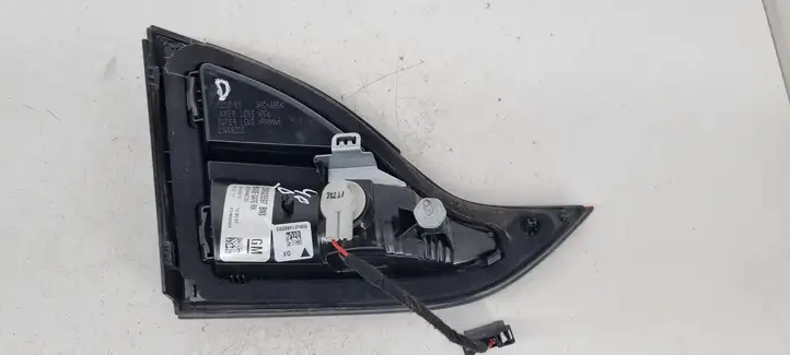 Opel Zafira C (2016 - 2019) 39028597BN8 Задний фонарь в крышке багажника — фото 2