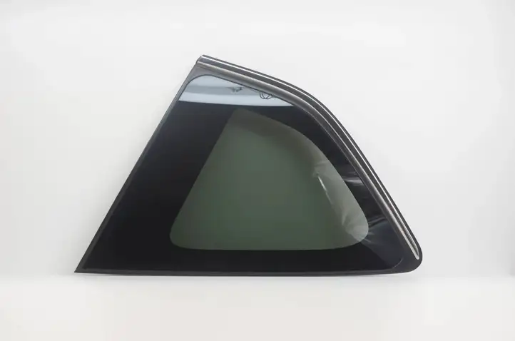 Toyota RAV 4 (XA40) (2012 - 2018) 43R005844 Заднее боковое стекло — фото 1