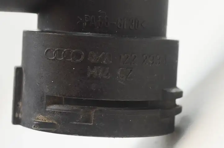 Audi A4 S4 B8 8K (2011 - 2015) 8K0122293E Трубка подачи воздуха — фото 3