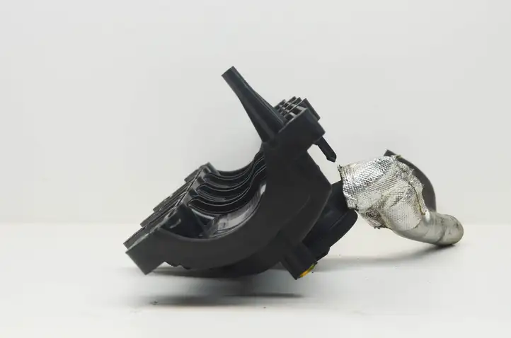 Mercedes-Benz A W176 (2012 - 2018) 820062999L64987 Крышка головки блока цилиндров — фото 8