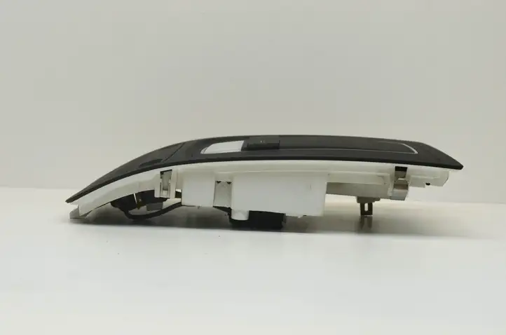 Audi Q3 8U (2011 - 2014) 8V0947135A8X0951177 Передняя подсветка — фото 7