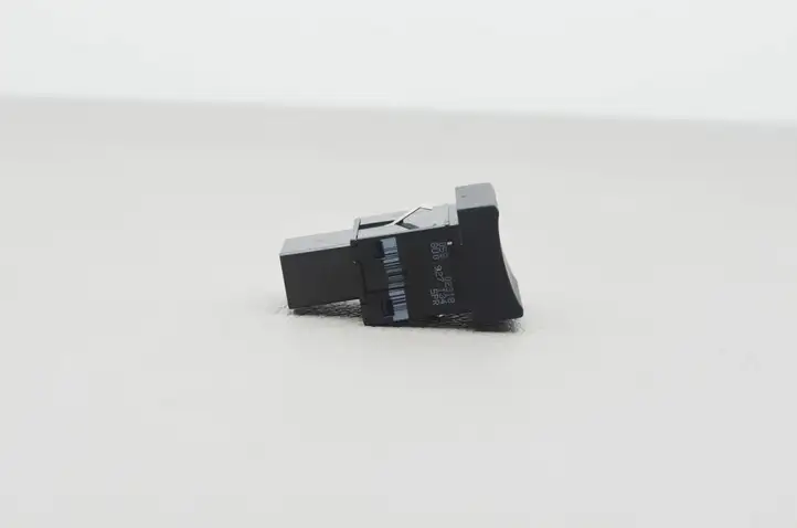 (2014 - 2018) 8U0927134 Кнопка ESP — фото 4