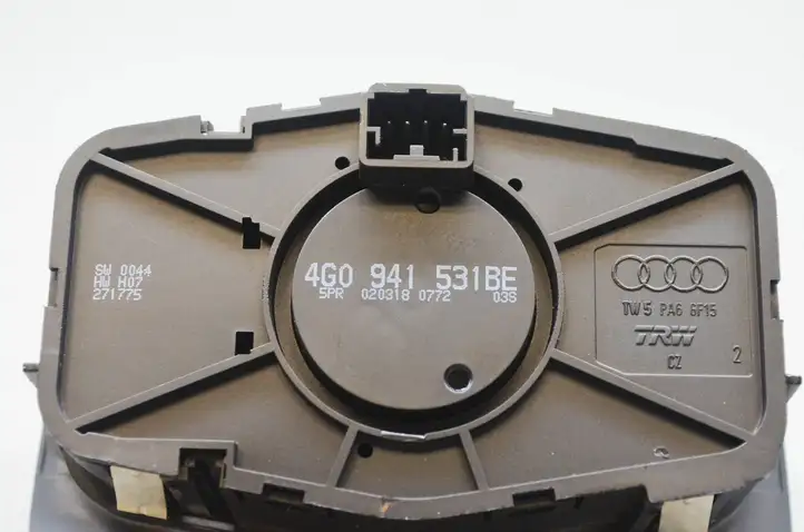 Audi A6 C7 (2014 - 2018) 4G0941531BE Включатель фонарей — фото 9
