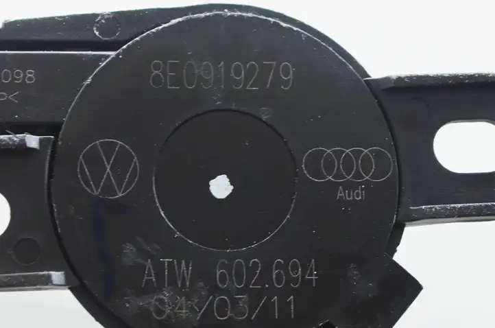 Audi A4 S4 B8 8K (2007 - 2011) 8E0919279 Динамик парктроника (PDC) — фото 3