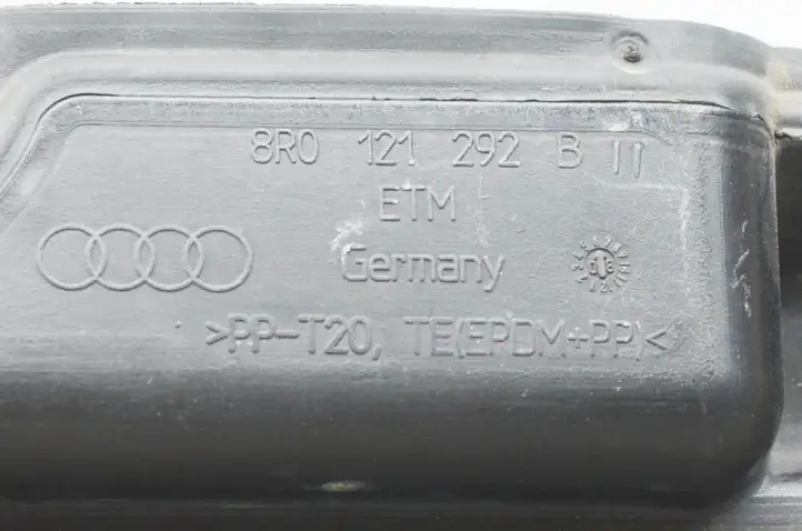 Audi Q5 SQ5 (2008 - 2012) 8R0121292B Прочие детали моторного отсека — фото 9