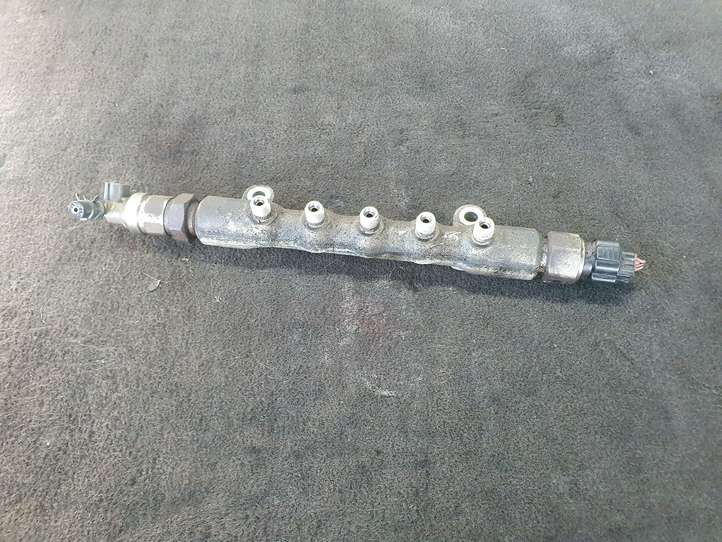 Toyota Avensis T250 (2003 - 2006)  8945860010 Магистральная трубка топлива