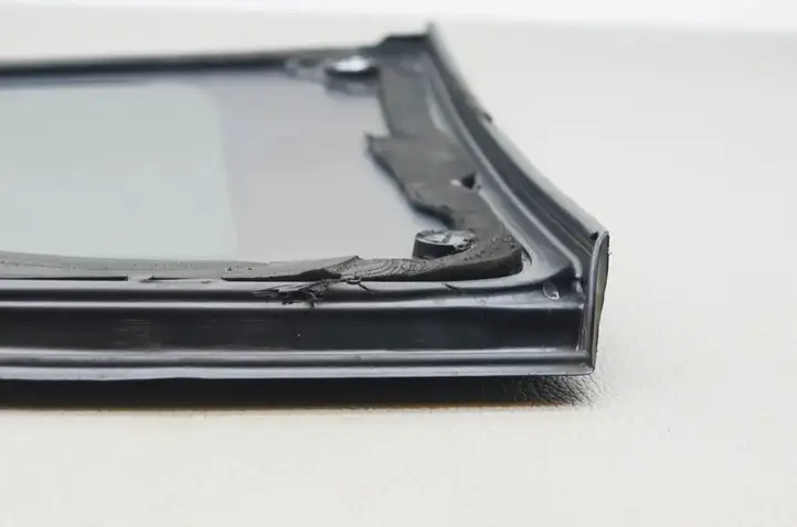 Toyota RAV 4 (XA40) (2012 - 2018) 43R005844 Заднее боковое стекло — фото 11