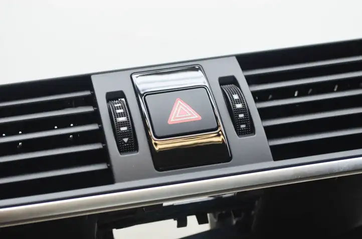 Audi A6 C7 (2011 - 2014) 4G28209514G0941509 Воздушная решетка панели — фото 12