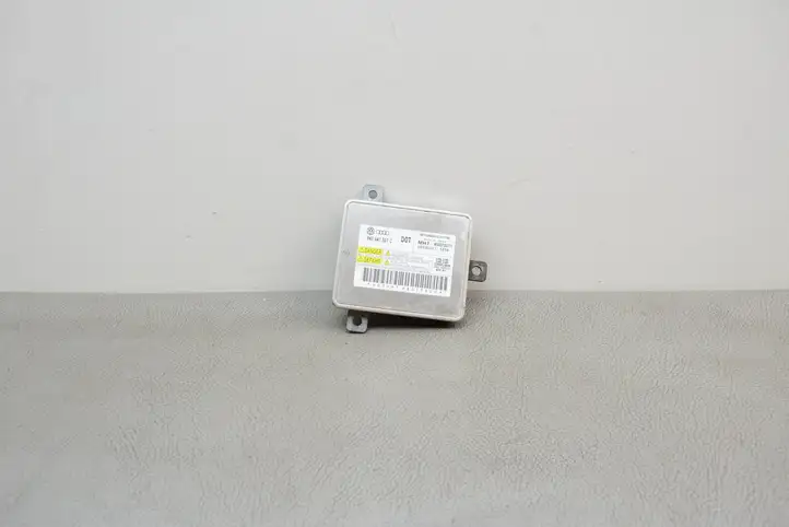 Audi A5 8T 8F (2007 - 2011) 8K0941597C Блок розжига ксенона — фото 1