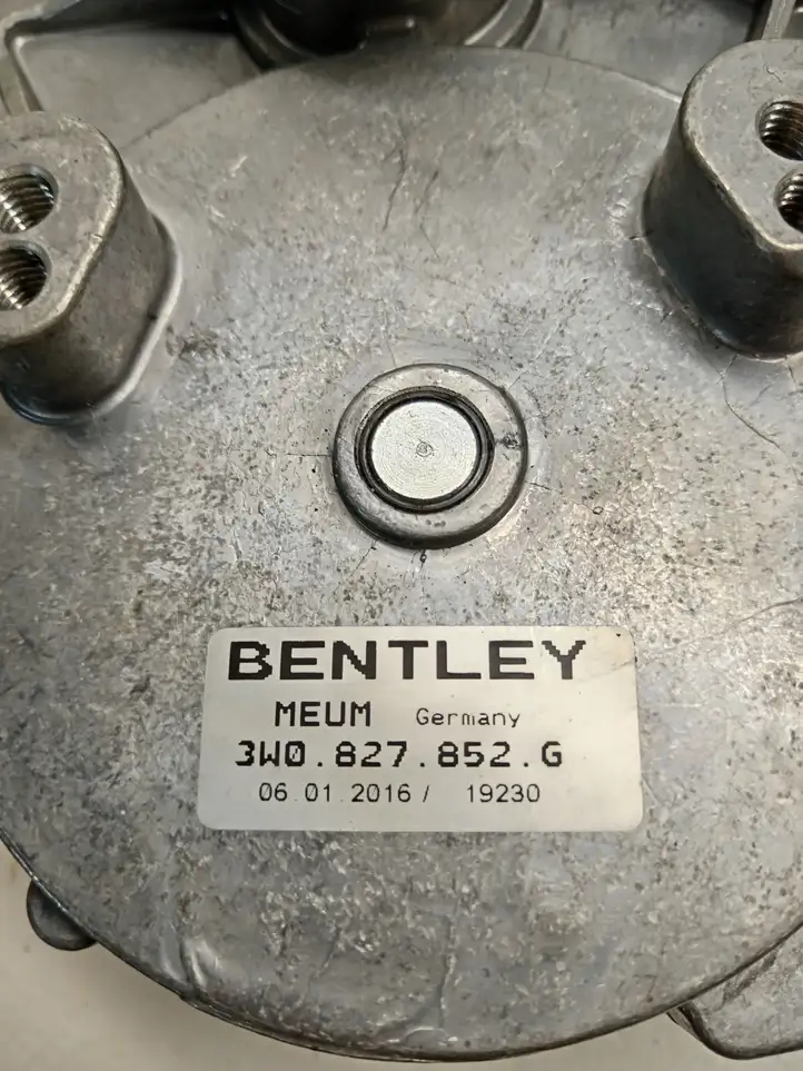 Bentley Continental (2003 - 2017) 3W0827852G Доводчик крышки багажника — фото 4