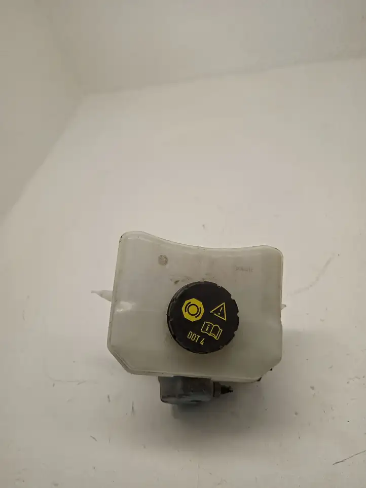 Bentley Continental (2003 - 2017) 8W0611301 Главный тормозной цилиндр — фото 1