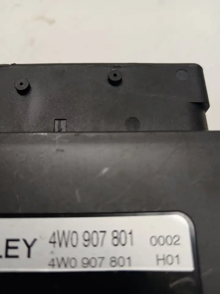 Bentley Continental (2003 - 2017) 4W0907801 Прочие блоки управления — фото 3